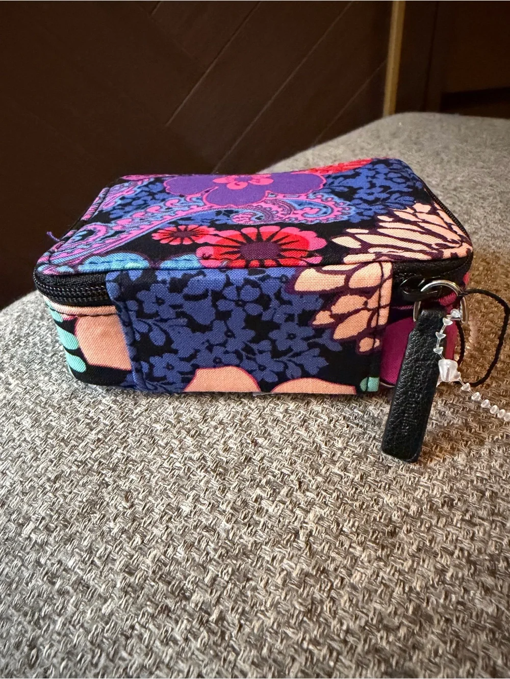 Vera Bradley Floral Paisley Cosmetic Case Multicolor 4.5*3*1.5”